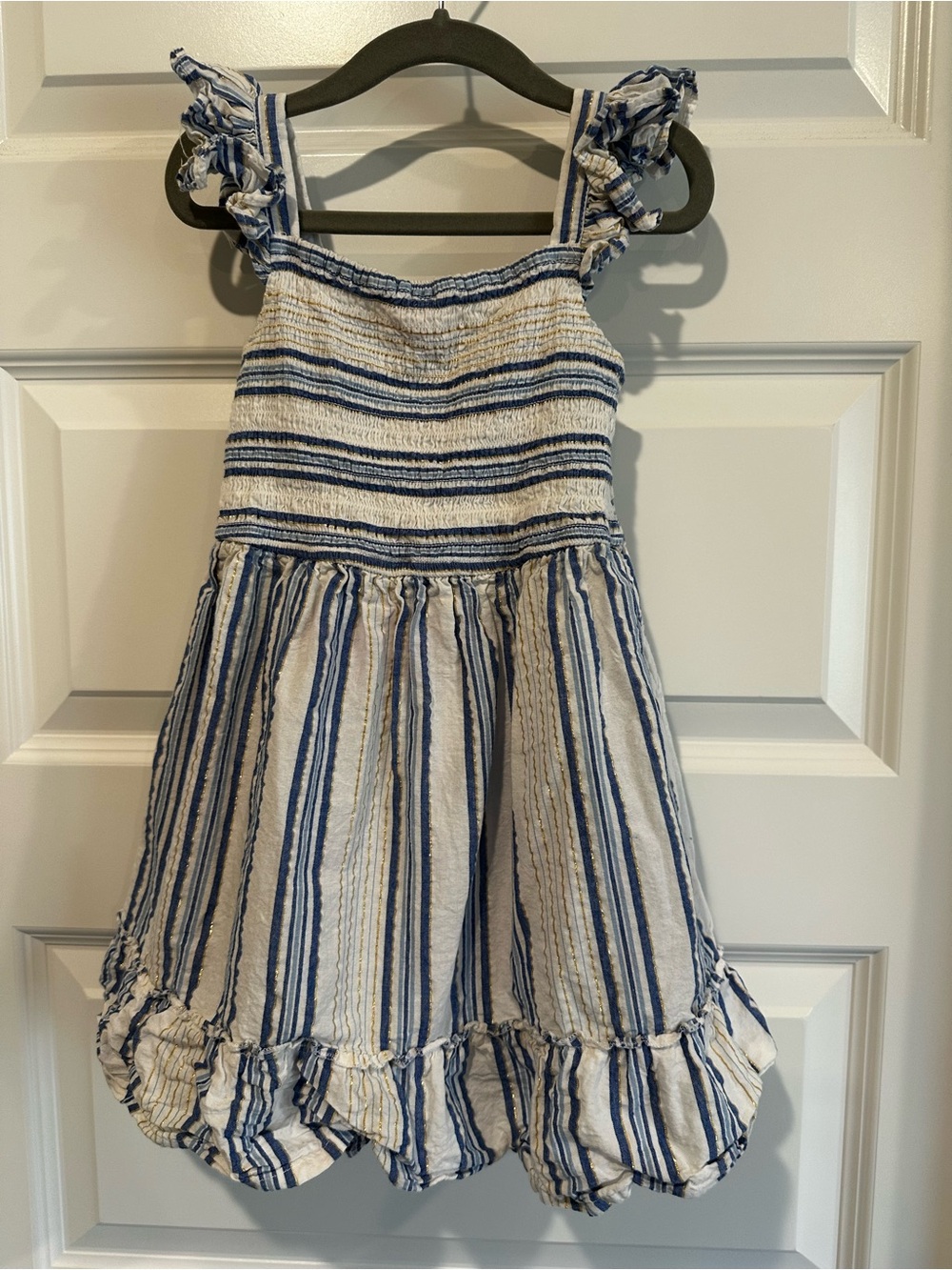 Lucky Penny Girls Blue & White Striped Smocked Ruffle Dress Size 4T EUC